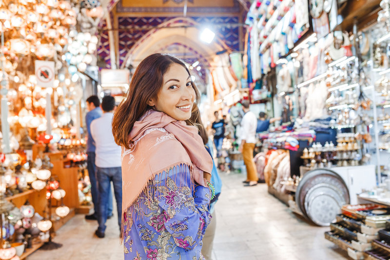 Discover the Enchanting Old Bazaars of Istanbul: A Journey Through Time