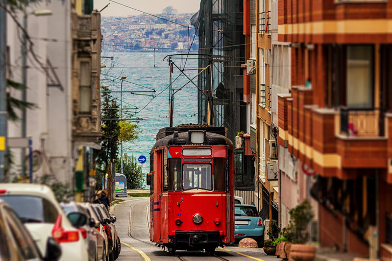 Is Street Drinking Allowed in Istanbul? What You Need to Know
