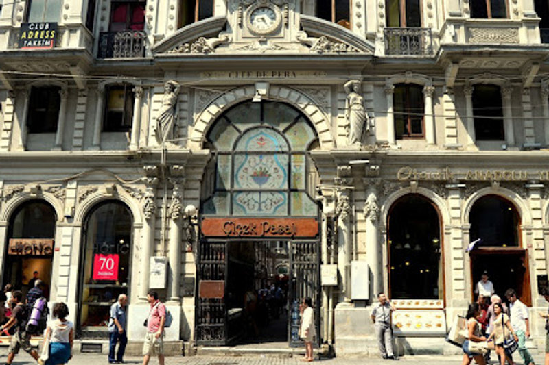 Istanbul Insider: Beyond the Basics – Hidden Gems, Local Eats, and Unique Experiences for 2026 - Resim 1